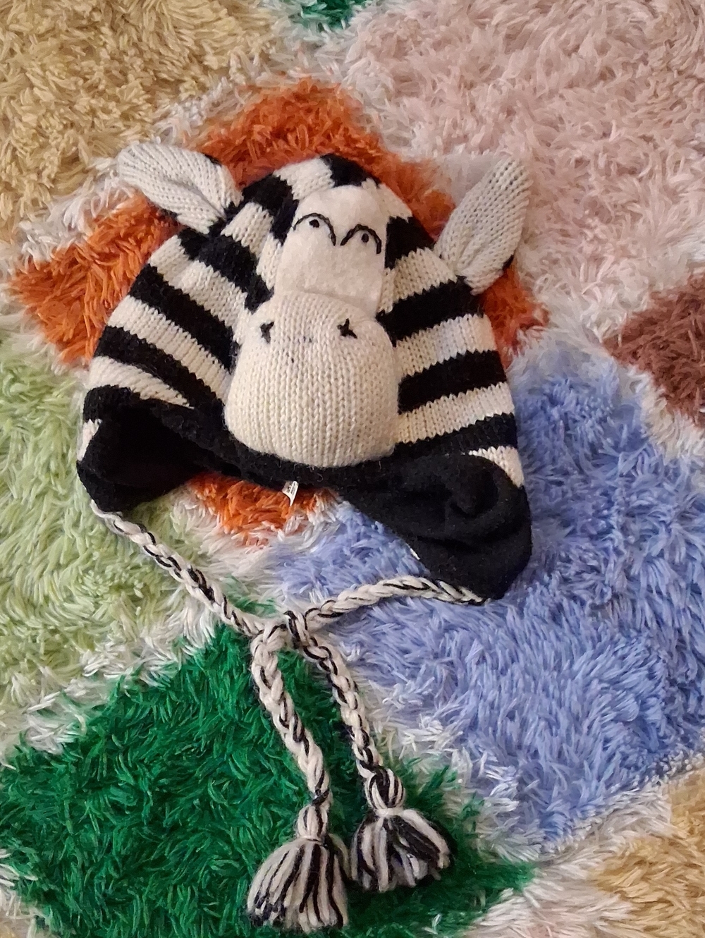 Kids Black & White Zebra Knit Earflap Hat